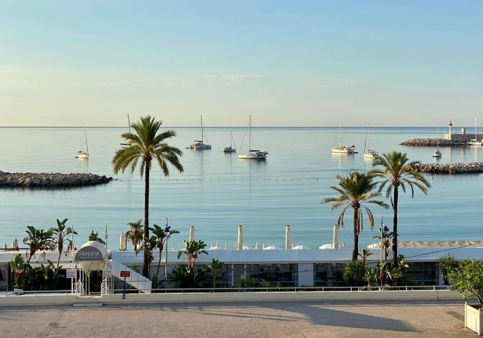 Le Garavan-Vue Mer-Plage-Clim-Terrasse Menton Kültér fotó