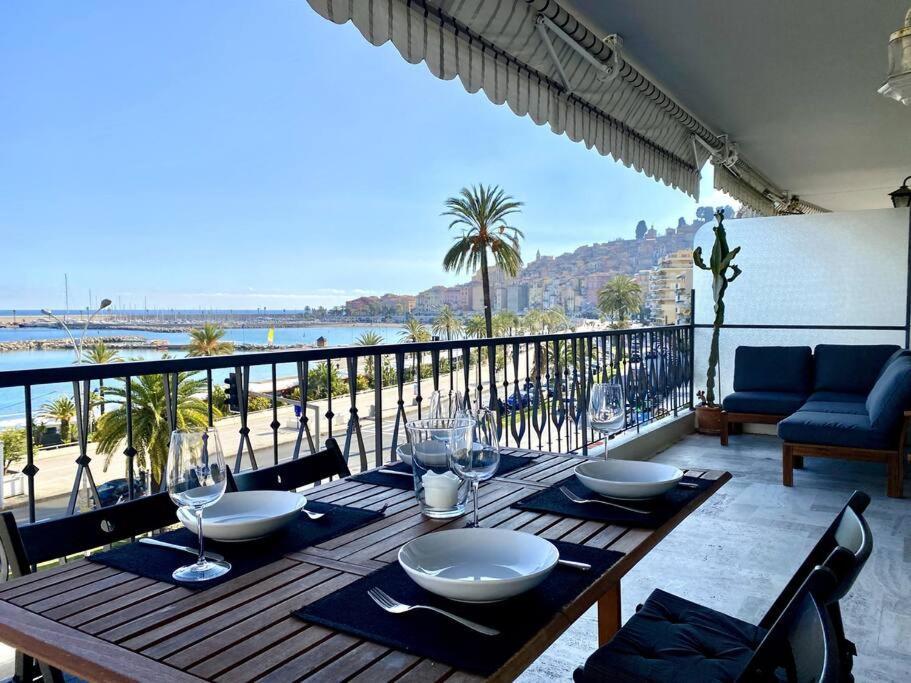 Le Garavan-Vue Mer-Plage-Clim-Terrasse Menton Kültér fotó